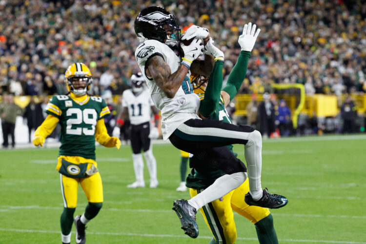 Eagles survive trip to Green Bay in win | News, Sports, Jobs
